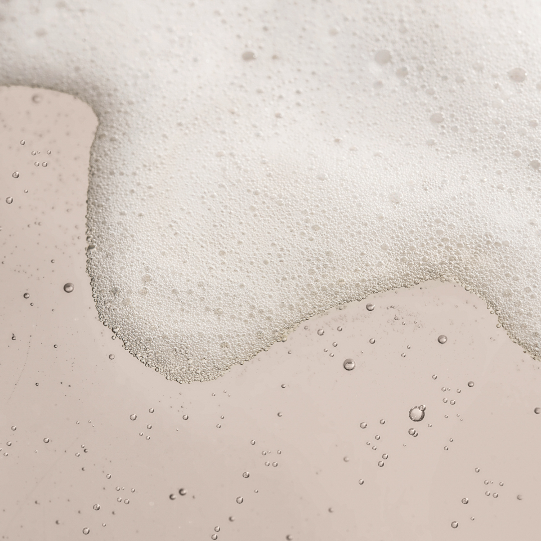 SBT Nourishing Shower Gel Texture